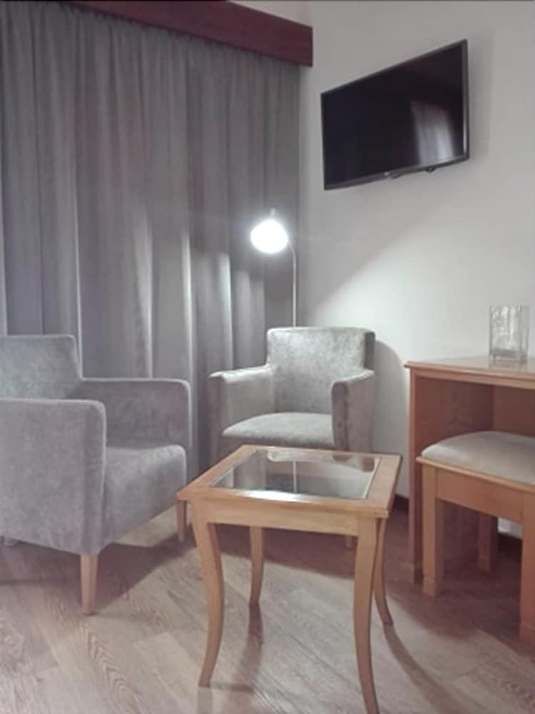 Hotel Do Centro 푼샬 외부 사진